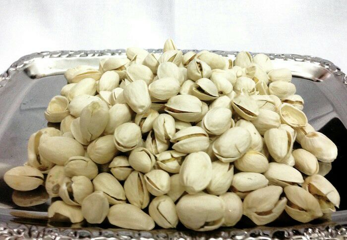 Kacang Pistachio rasa Asin ( Matang ) USA Produk 500g / Kacang Arab - Image 3