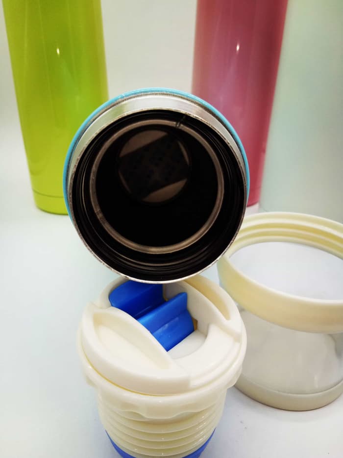 Termos Air Panas dengan Cangkir Vaccum Flask 500ML - Image 3