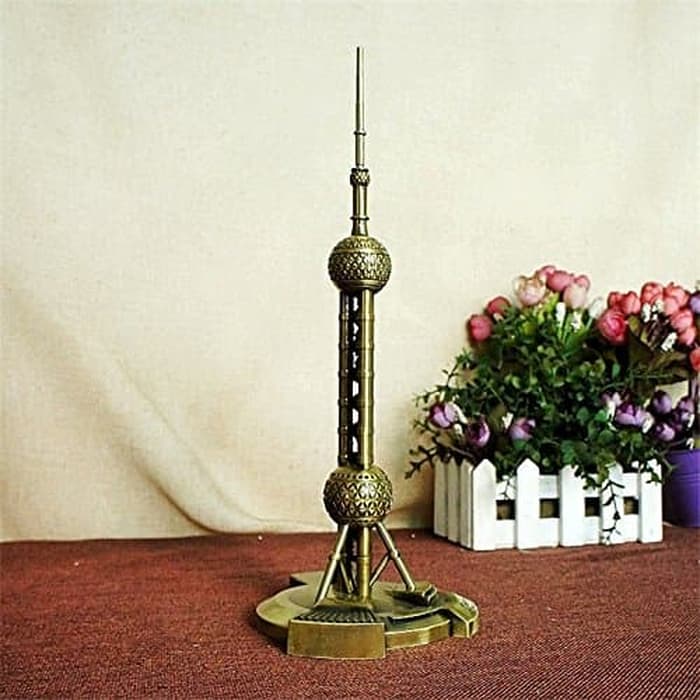 Souvenir Shanghai Oriental Pearl 19CM/ Oleh-oleh Shanghai 2033 - Image 2