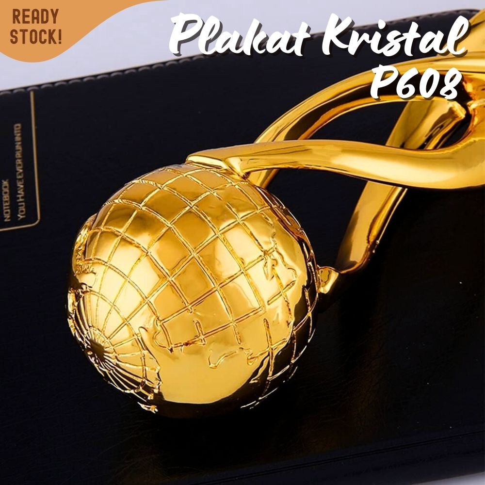 P608 Plakat kristal Bola Dunia Globe 29cm tinggi Crystal kaca Piala lomba - Image 4